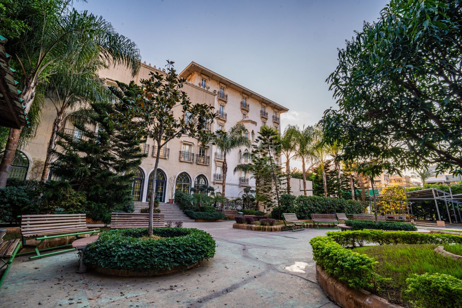 A sunset view of the USAL University campus in Lebanon, highlighting the university environment and modern academic setting.